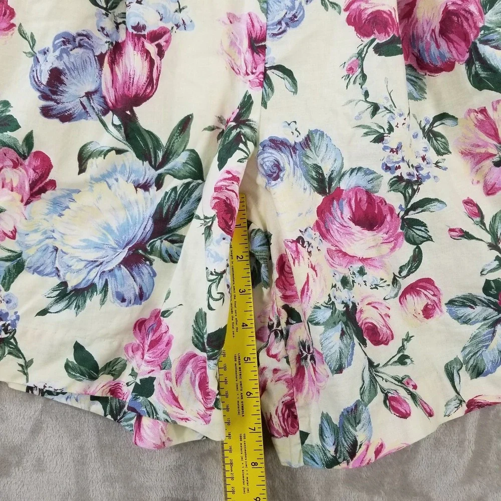 Vtg Shorts Women 6 Cotton Floral Pleated High Rise Pockets Cottage Wide Leg 90's